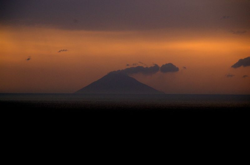 stromboli_02.jpg wird geladen